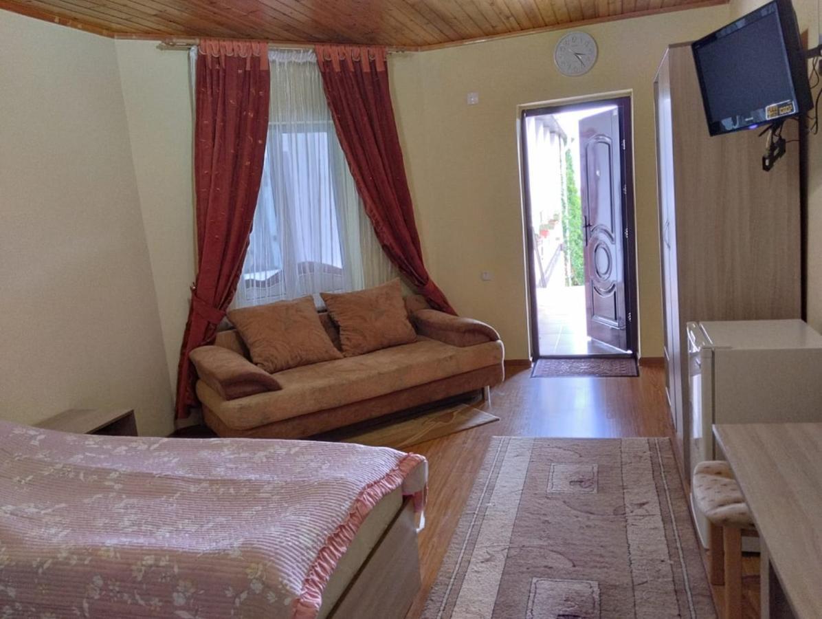 Hotel В Гостях На Иссык-Куле Czołponata Zewnętrze zdjęcie